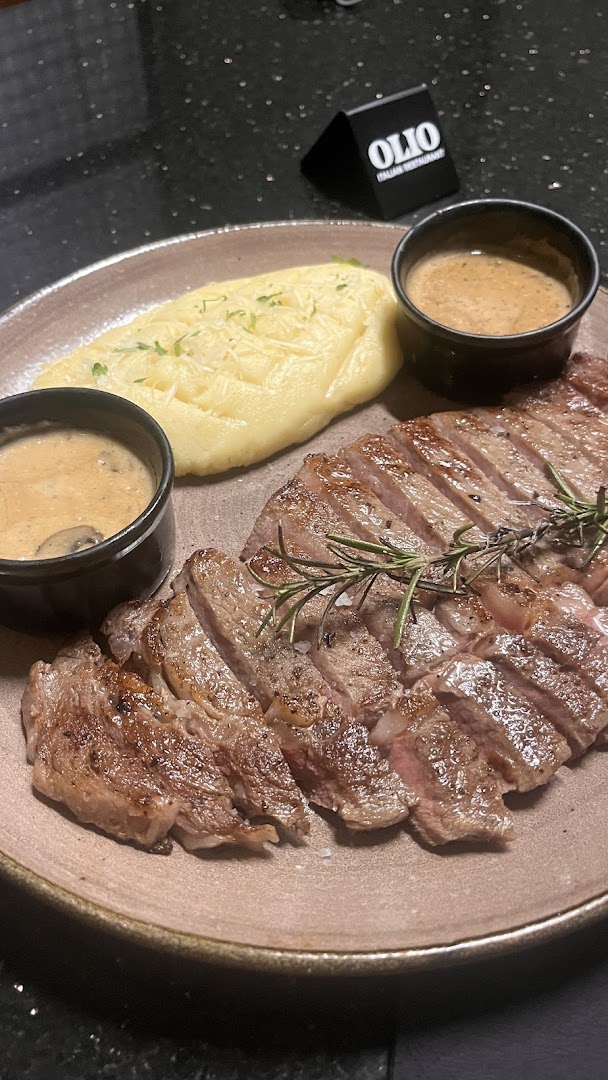 Photo shows a different Olio main course, not the burger.